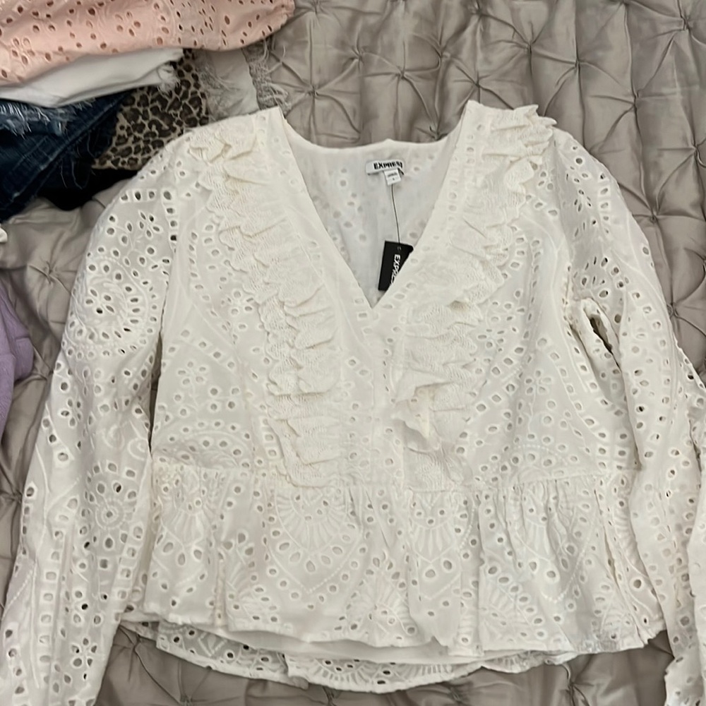 NWT Express white eyelet top size large